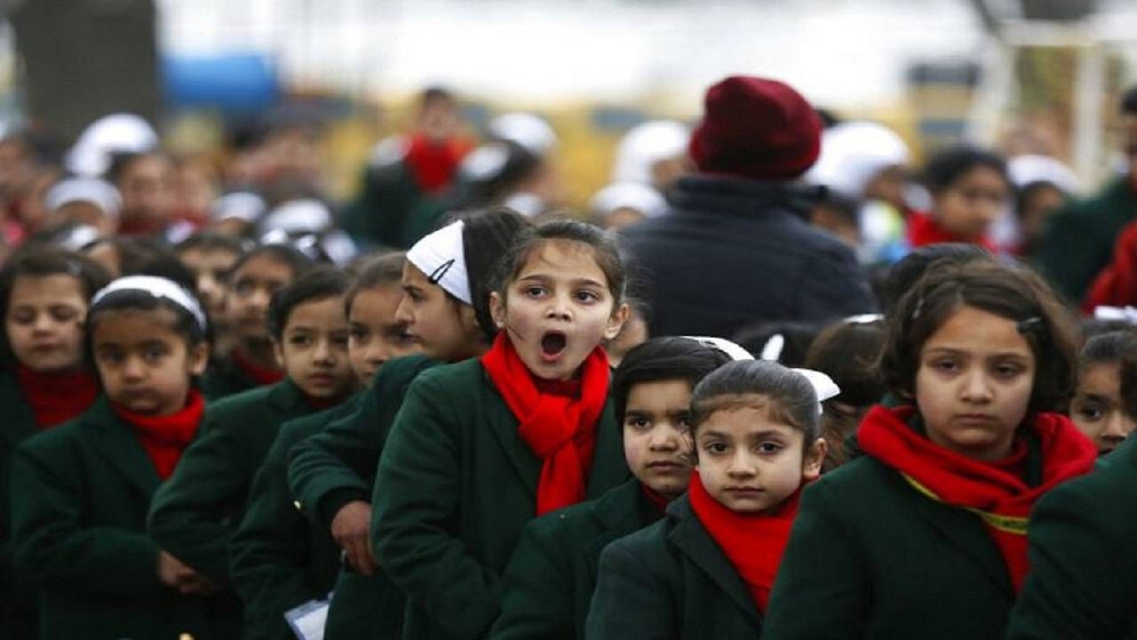 Uttar Pradesh schools to remain closed till THIS date amid cold wave; Full story here