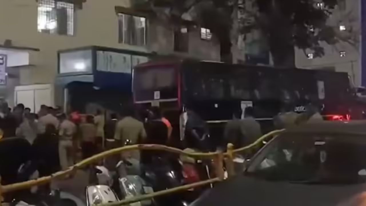 Bengaluru: Stone pelting disrupts chariot procession; Police register FIR