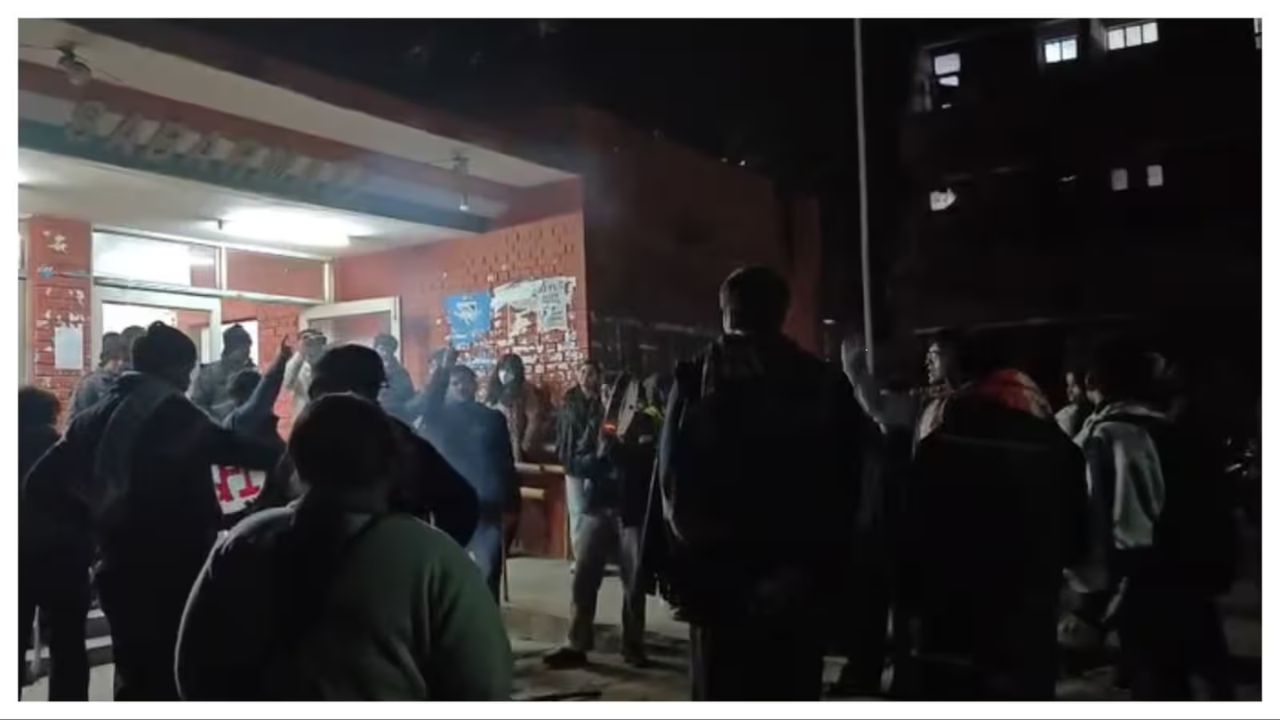 Objectionable slogans against PM Modi, Shah at JNU after Umar Khalid bail denial; Political Row Explained