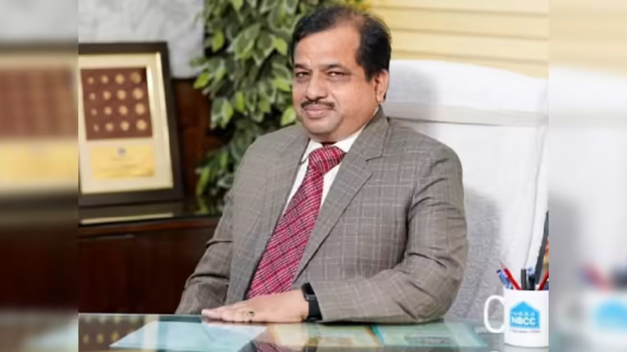 NBCC CMD KP Mahadevaswamy unveils Officers’ Association Diary; Highlights spirit of unity