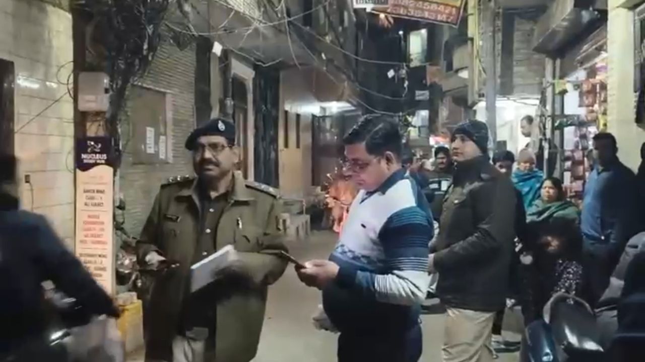 Delhi Triple Murder: Man kills mother, brother and sister in Laxmi Nagar; Surrenders immediately