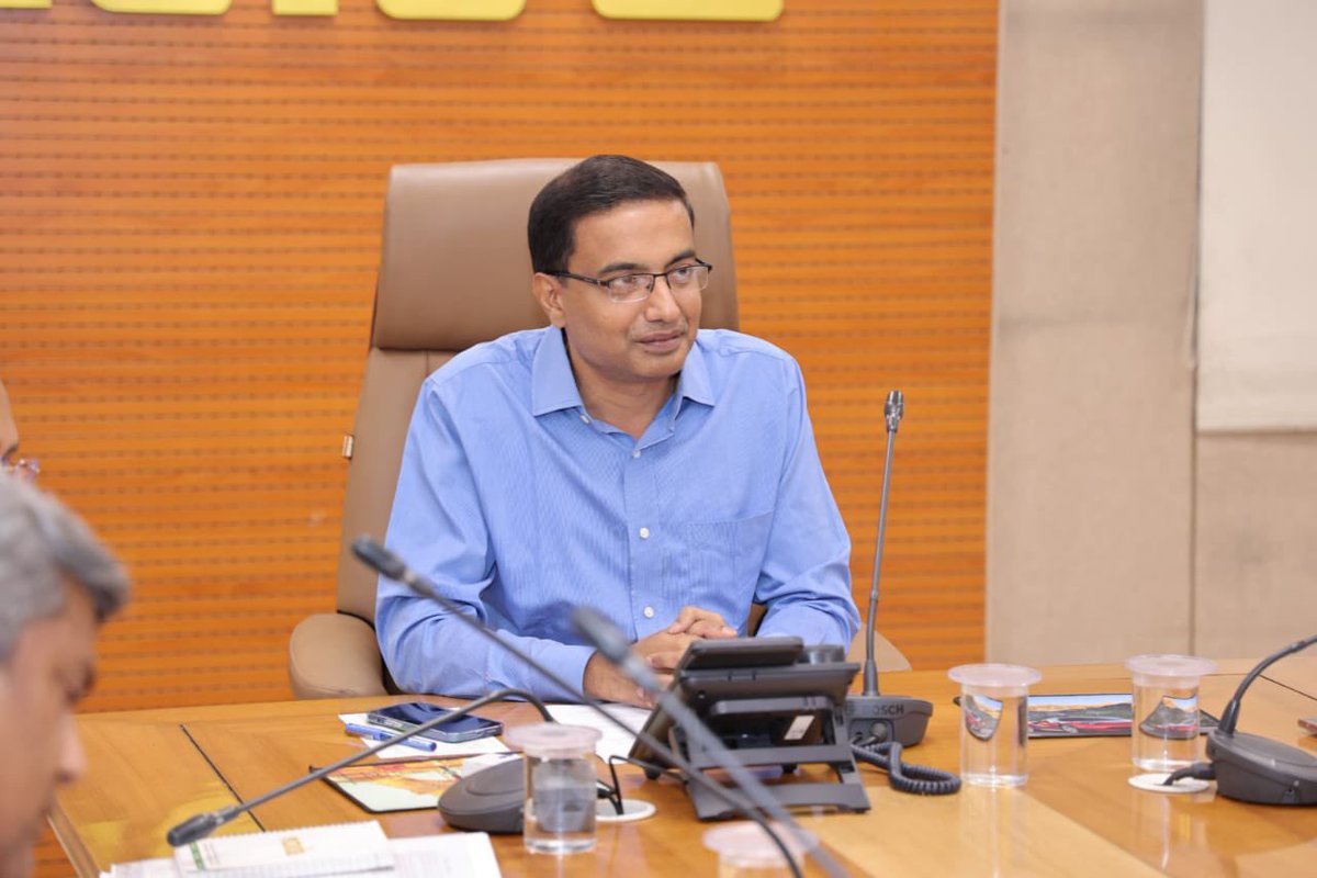 Software Engineer Death Case: CEO Noida Lokesh M removed, Know the reason behind the decision