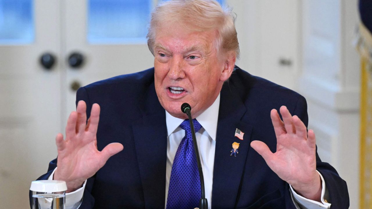 Trump Warns Iran: “We will strike where it hurts the most” amid protests