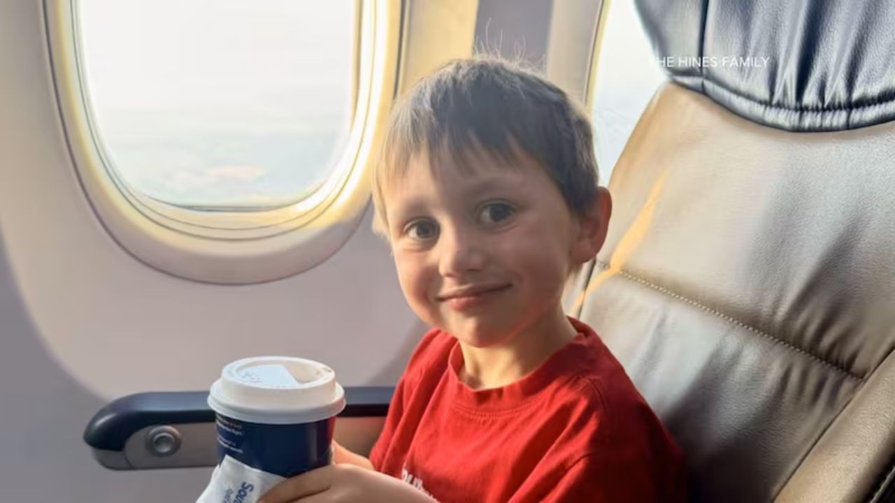 Five-year-old spots error in airlines pilot manual; Stuns aviation experts