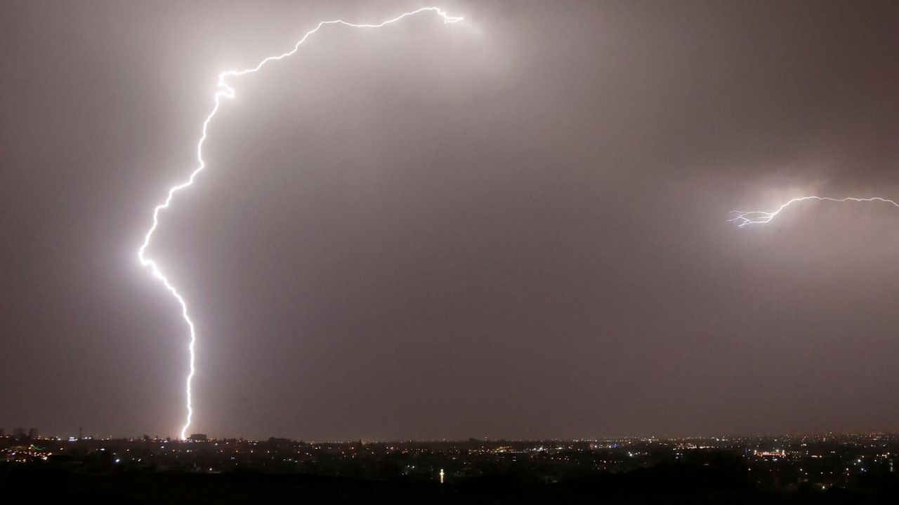 IMD forecasts thunderstorms, temperature dip in several northern states; Check weather report here