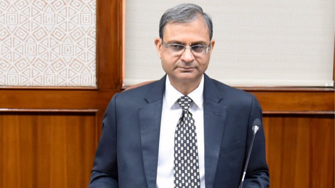 RBI Governor Sanjay Malhotra reacts to IDFC First Bank fraud; Assures banking stability
