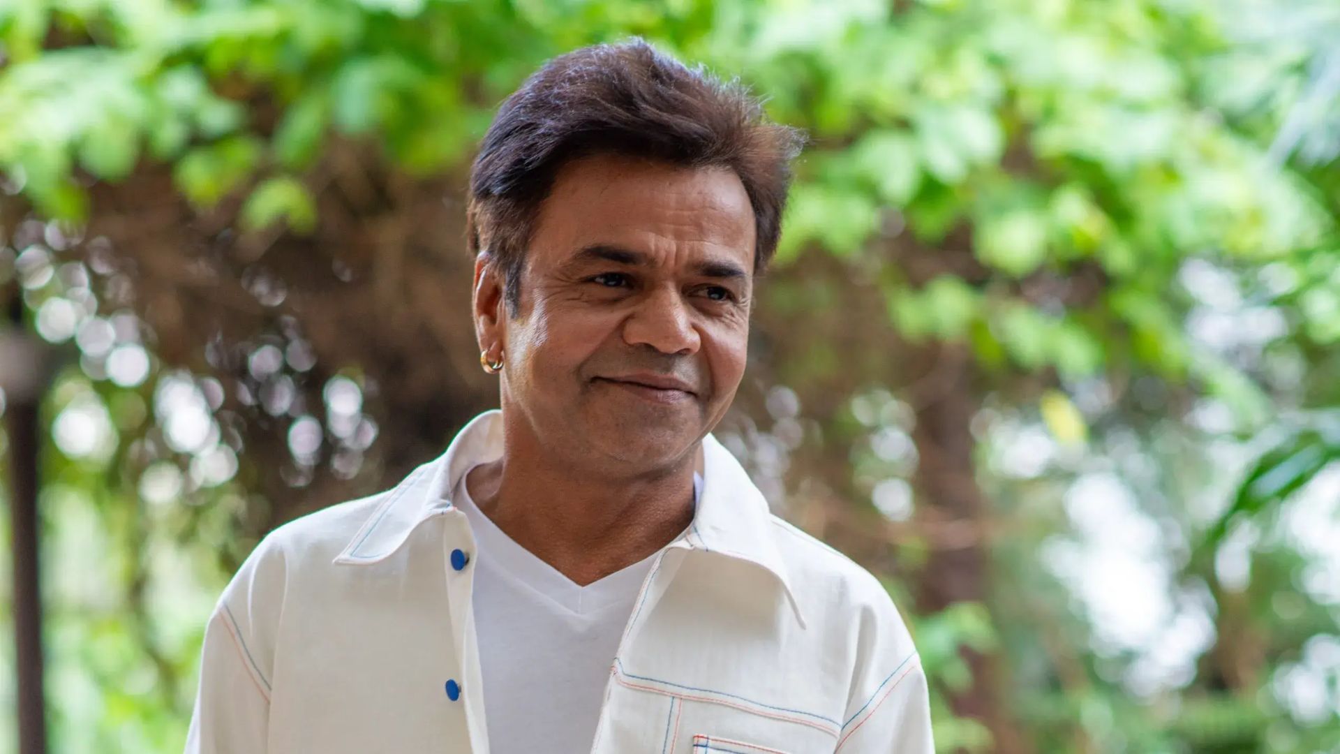 What special privileges does Rajpal Yadav get in Tihar jail?