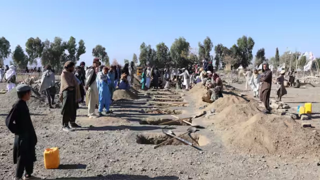 Taliban vows retaliation after Pakistani airstrikes; Afghanistan reacts strongly