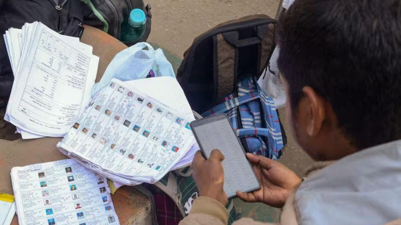 Raebareli SIR Drive: 2.34 lakh voters issued notices over age and record discrepancies