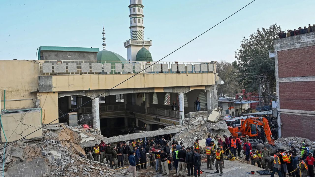 Suicide blast hits Shia mosque in Islamabad during Friday prayers; 31 Killed, over 160 injured