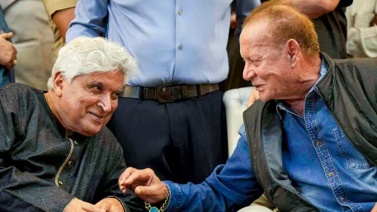 Salim Khan Hospitalized: Javed Akhtar, other Celebs visit Salim Khan at Lilavati Hospital