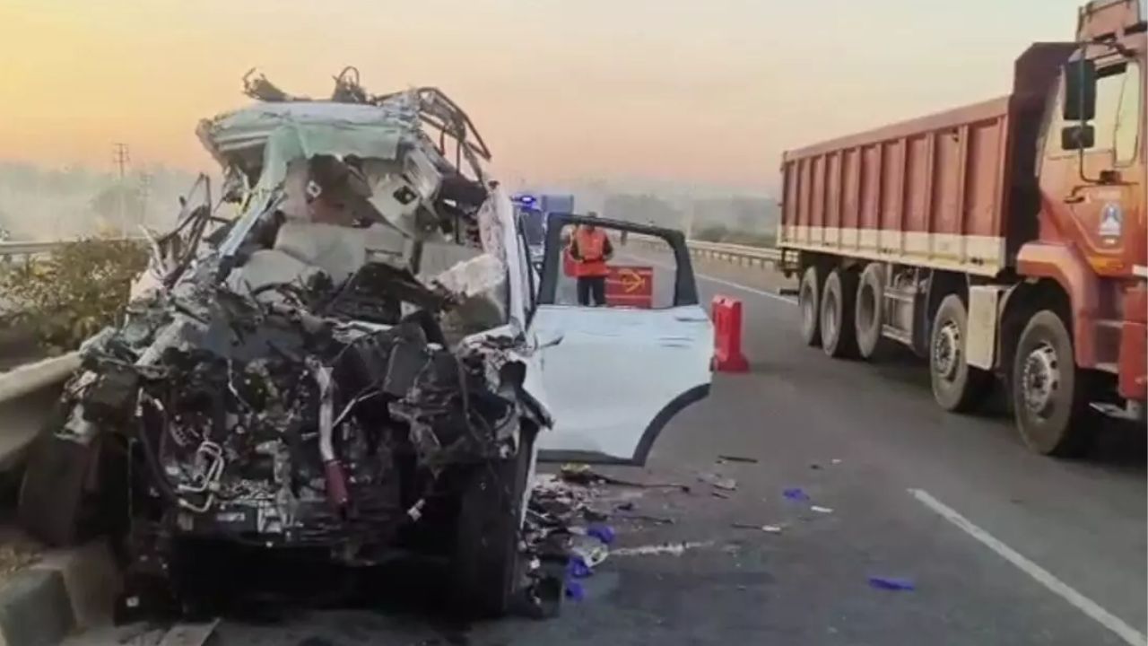 Karnataka: Seven killed in multi-vehicle chain collision in Bengaluru