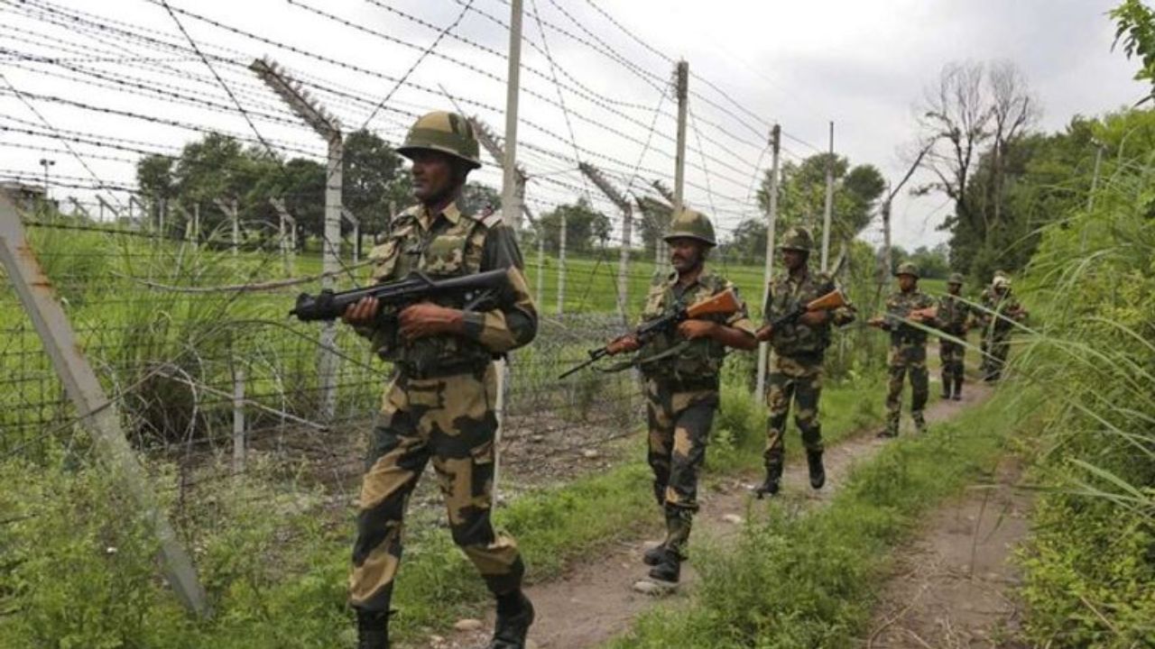 Jammu-Kashmir: Army Foils Infiltration Bid Along LoC in Rajouri, Forces On High Alert