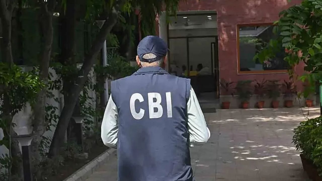 CBI Court Sentences Two LIC Officials To 10 Years In Fraud Case; Third Accused Gets 5-Year Jail Term