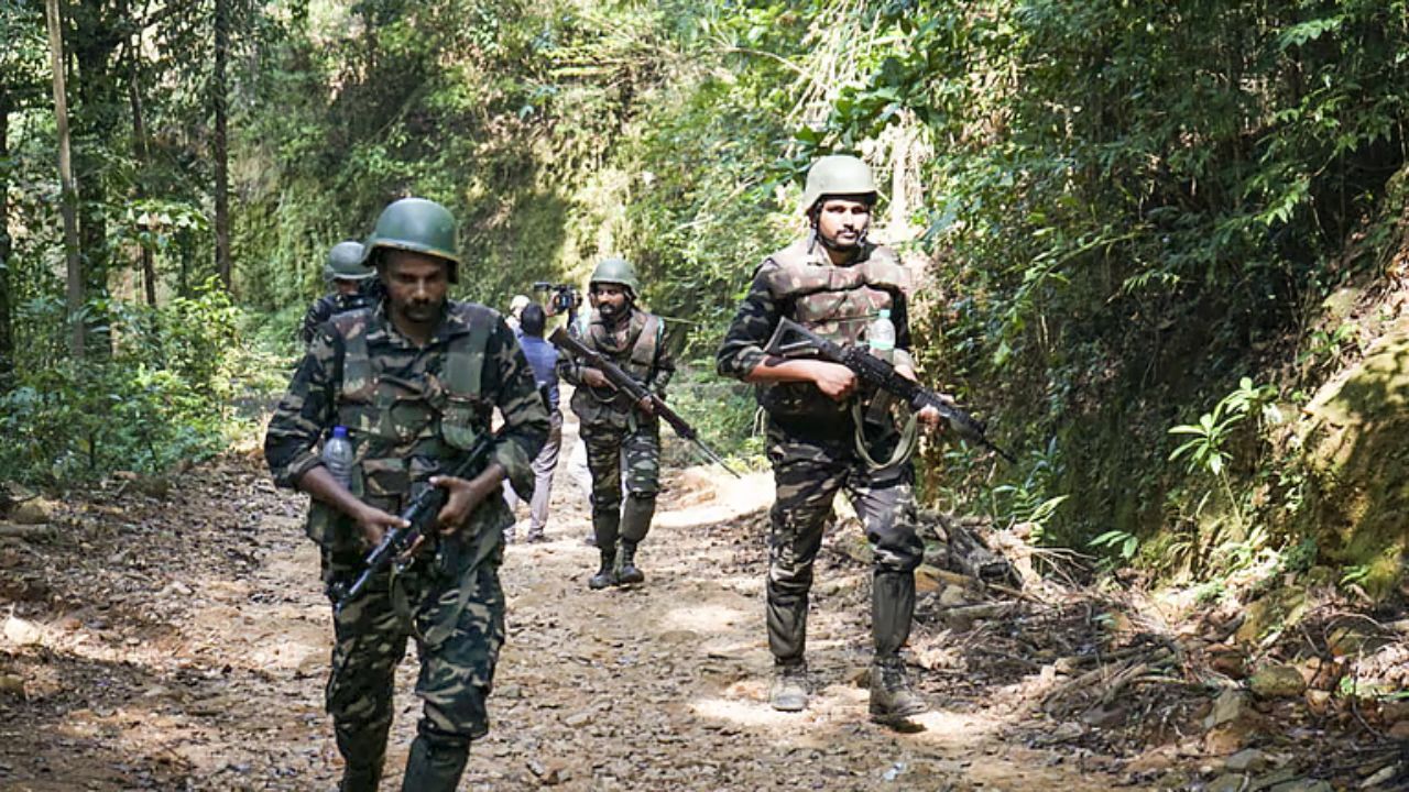 Chhattisgarh: 5 Naxals killed in Bijapur; 214 hideouts destroyed in major anti-insurgency operation