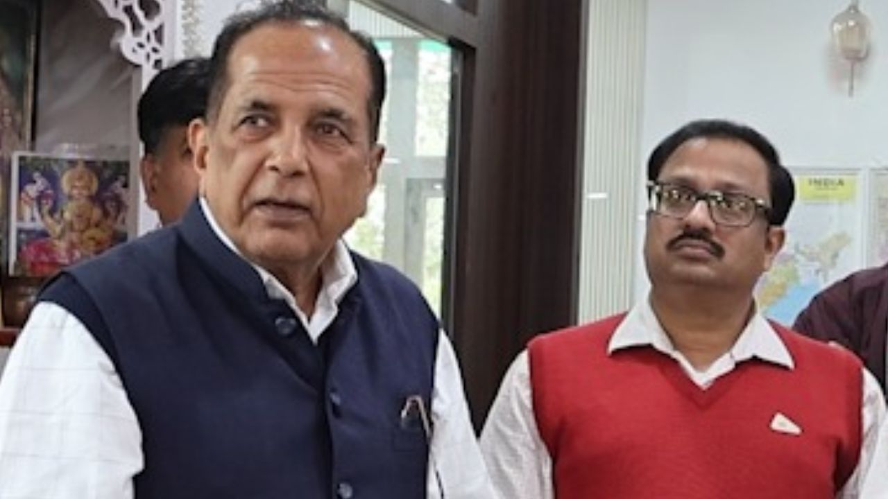 “Truth, Forgiveness, and Growth”: Industrialist Shiv Lal Goyal Inspires Young Journalists at Dynamite News