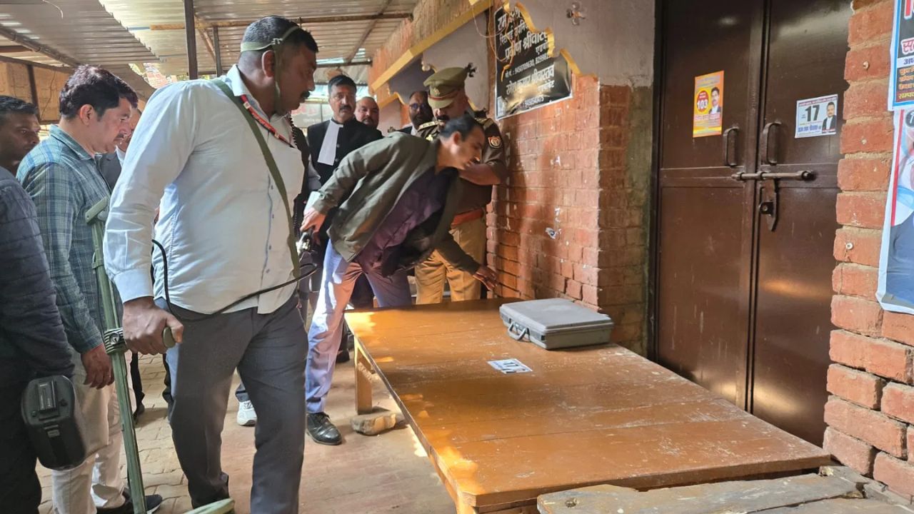 Bomb threat email sparks panic at court complex in Varanasi; Full details