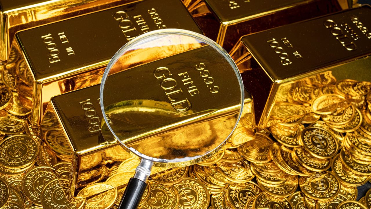 High Gold prices hit jewellery demand; Investment buying surges in India