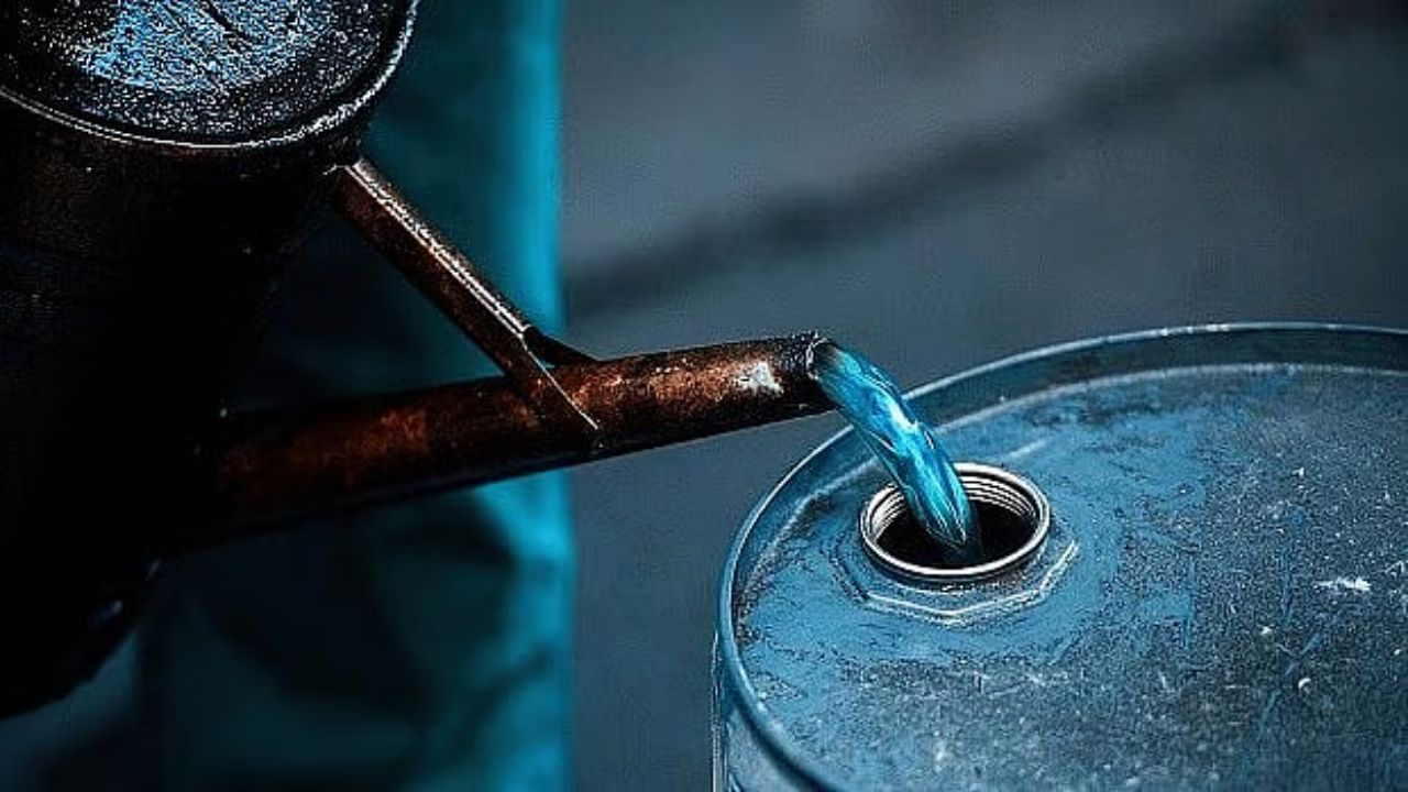 Big decision amid LPG crisis: Government resumes PDS kerosene distribution for 60 days