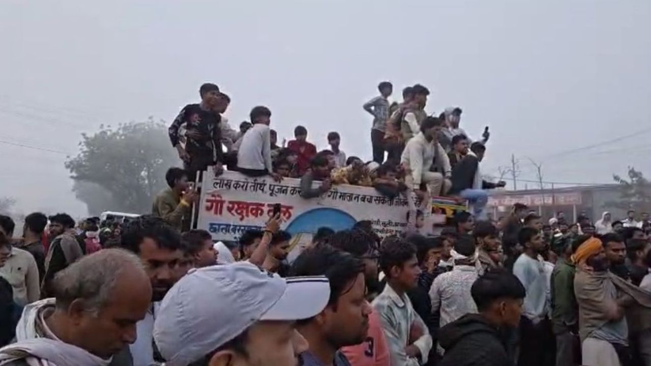 Mathura Violence: Cow protector ‘Farsa Wale Baba’ dies after being crushed by vehicle; Protesters block highway