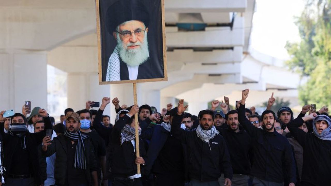 10 Killed as security forces open fire during protest at US consulate in Karachi after Khamenei’s death