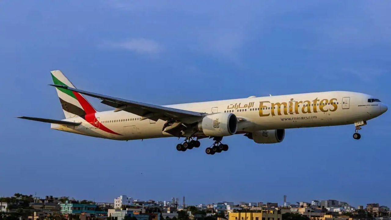 Emirates suspends Dubai flights after regional airspace closures amid rising Middle East tensions