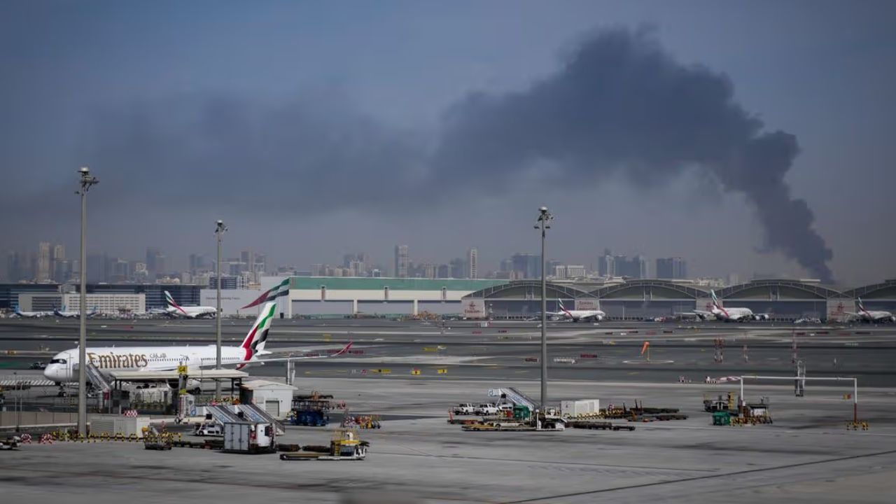 Israel-Iran War: Iranian Missile Debris Falls Near Dubai Airport; All Flight Operations Suspended Temporarily