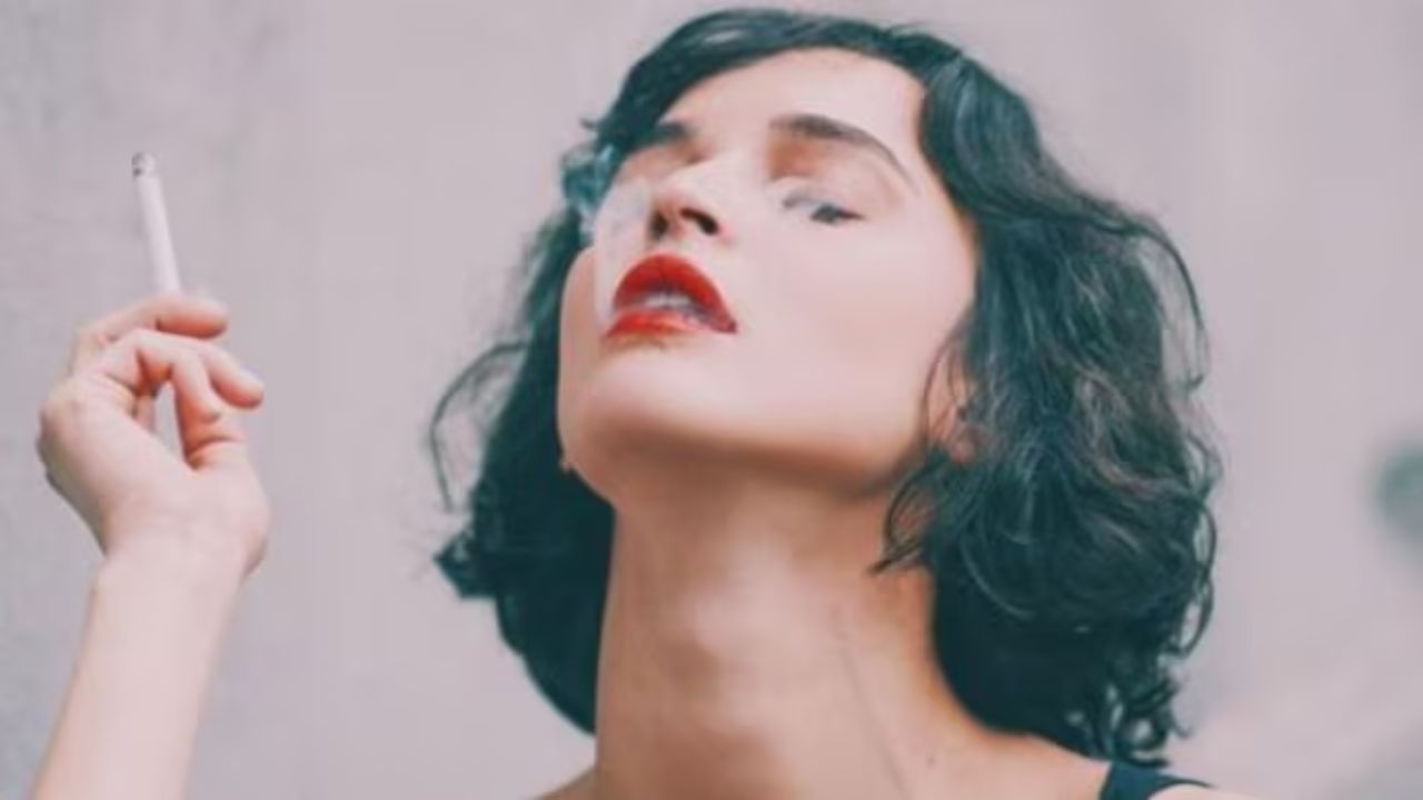 Why Smoking Can Derail Your Periods And Reduce Fertility? Reproductive Risks Explained