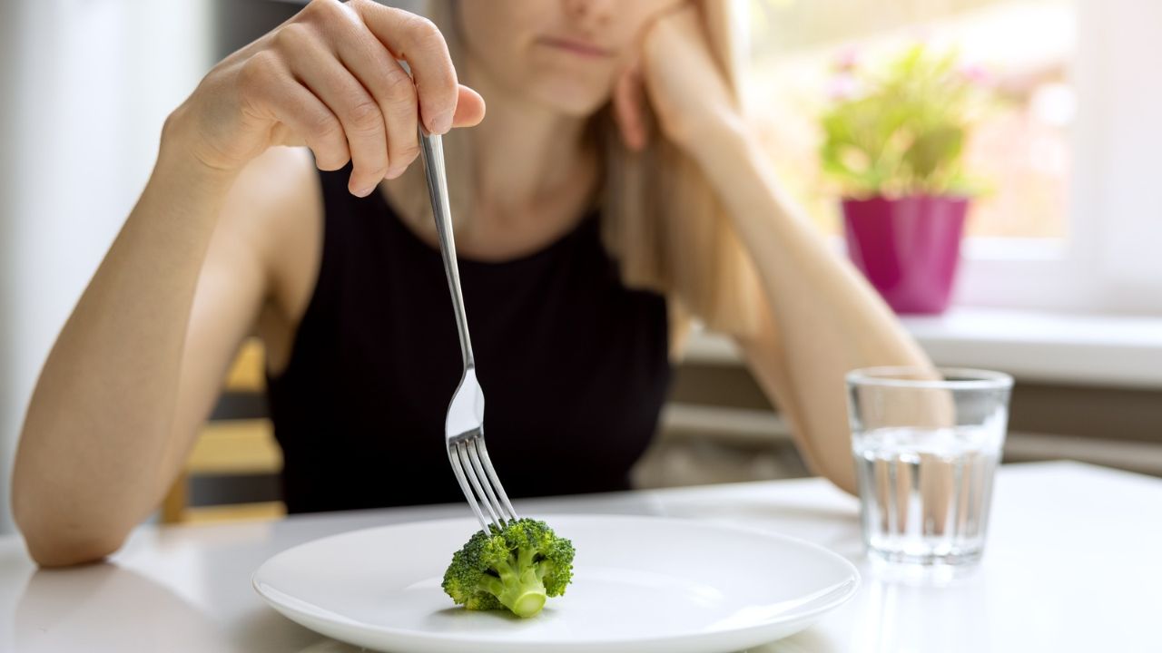 Skipping meals to lose weight? Here’s why it backfires and harms your health