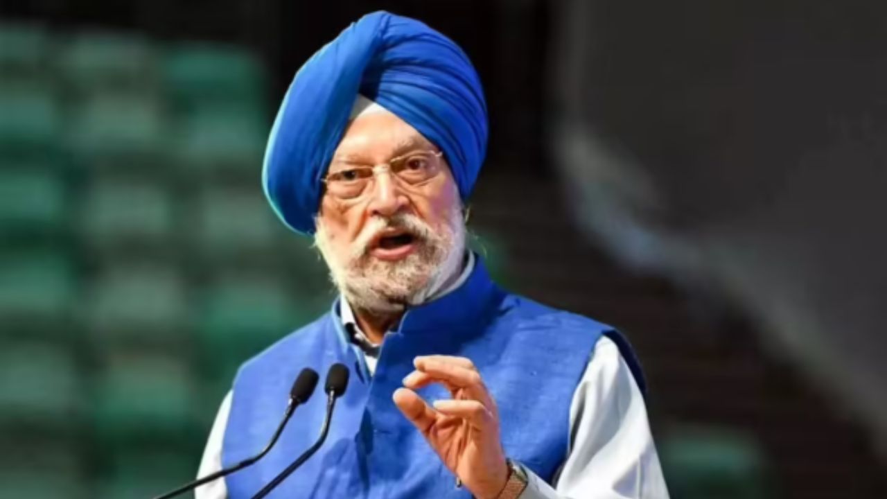 Hardeep Puri praises PM Modi over excise duty cut on petrol-diesel; Calls it a bold and visionary decision