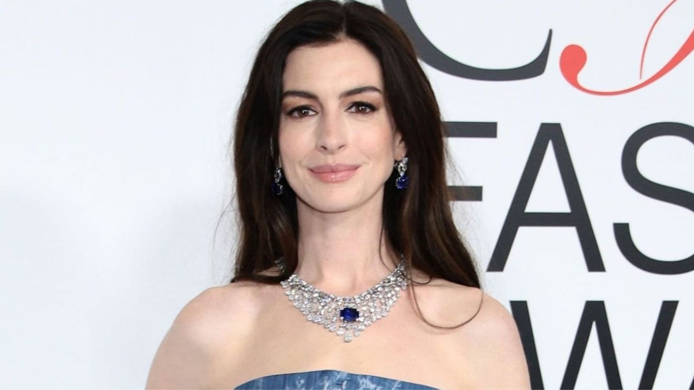 I Am Overwhelmed”: Anne Hathaway Gets Emotional at Devil Wears Prada 2 Shanghai Premiere