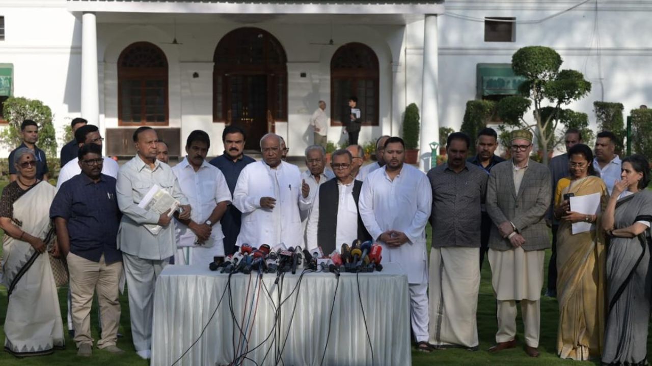 INDIA Bloc Unites Against Delimitation Bill; Kharge Says Opposition Will Vote Against It