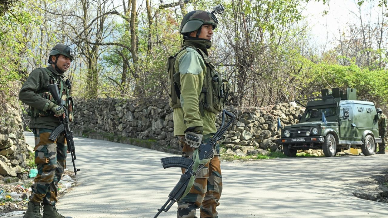J&K LG calls for fair probe into Ganderbal encounter death; Details here