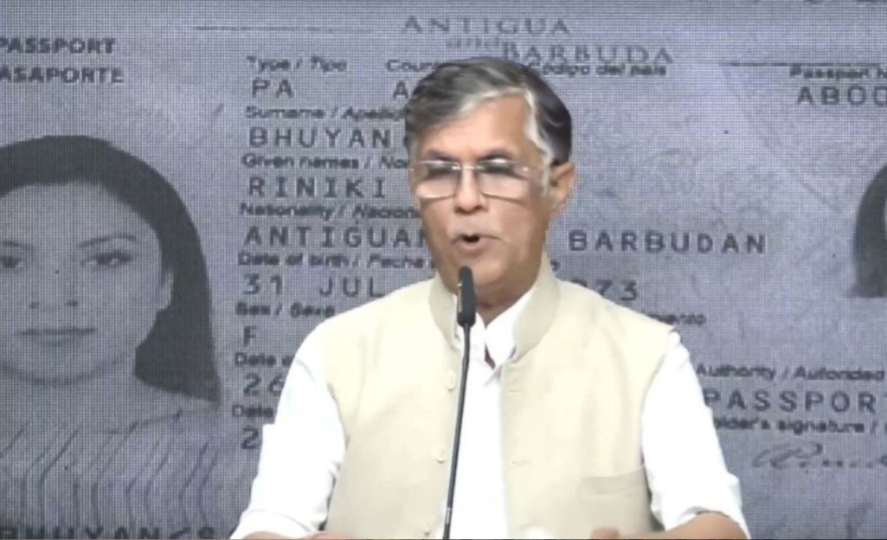 Assam Police reach Pawan Khera’s residence over ‘Dual Passport’ allegations against Himanta’s wife