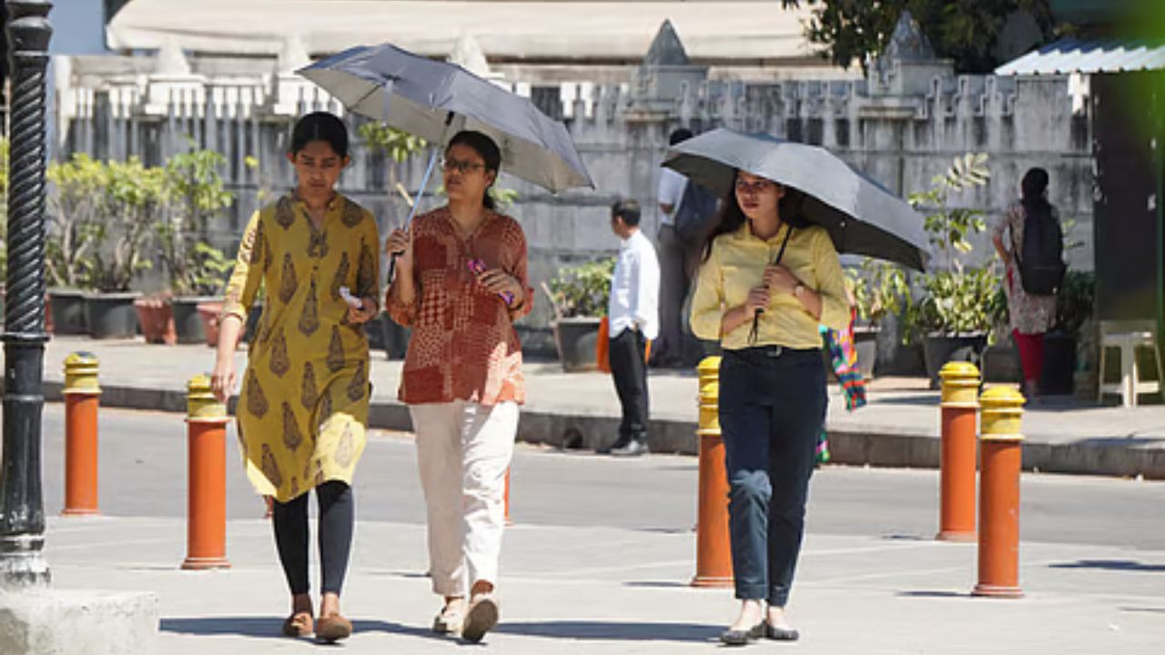 Weather: IMD issues heatwave alert; Temperatures set to rise across multiple cities