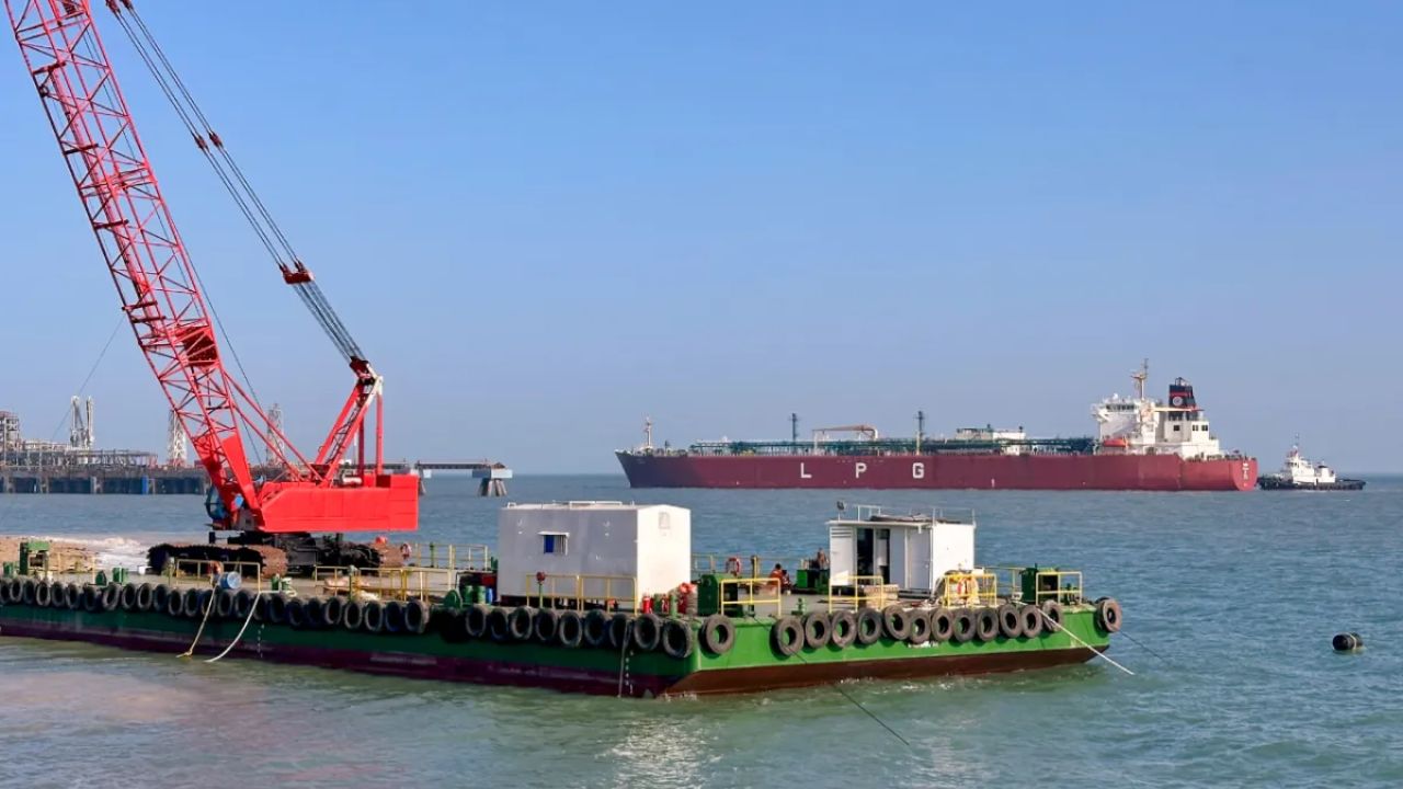 Holds Cherished Place In Our Shared History: Iran’s message for India as 7th LPG vessel crosses Strait of Hormuz