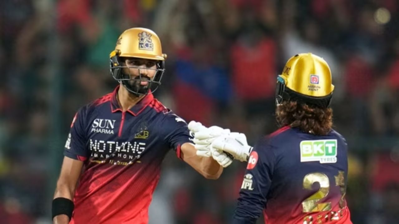RCB vs CSK IPL 2026: Tim David’s monstrous six goes out of ground, Bengaluru post 250/3 against Chennai