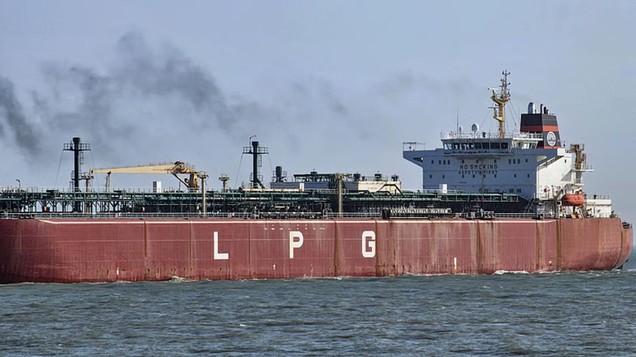 LPG tanker Jag Vikram crosses Hormuz; First Indian vessel to transit since US-Iran ceasefire