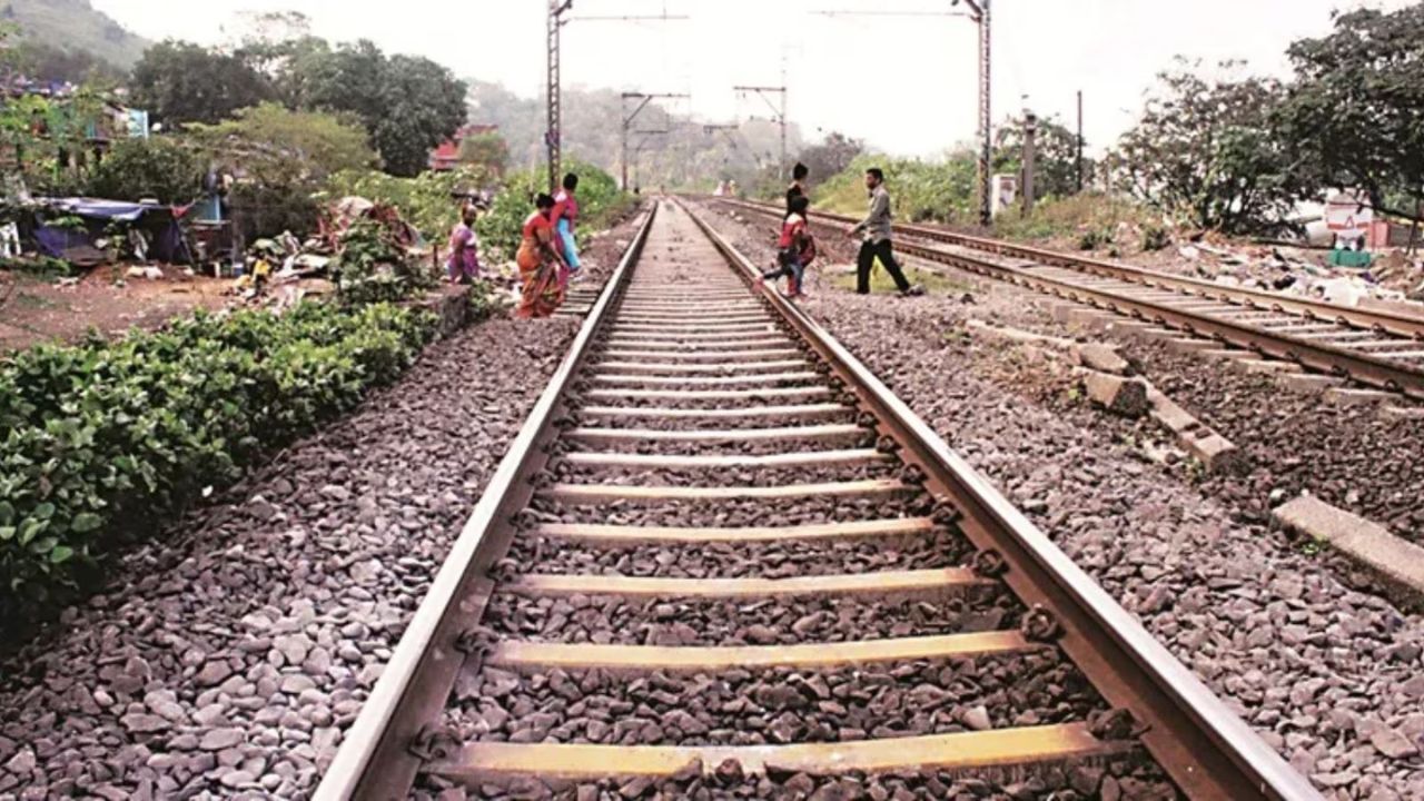 Attempted Rail Blast in Punjab Goes Wrong: Suspected Operator Killed on Patiala Track