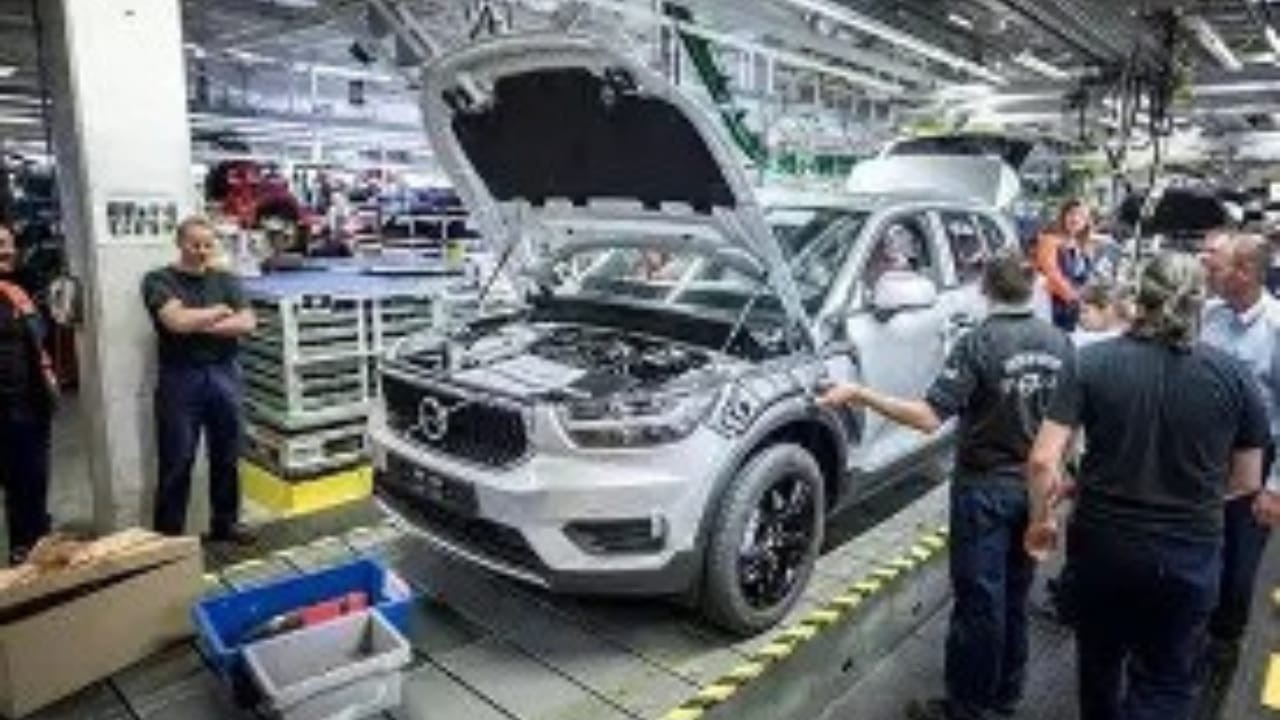Auto shortages worsen amid Iran conflict: What it means for your next car