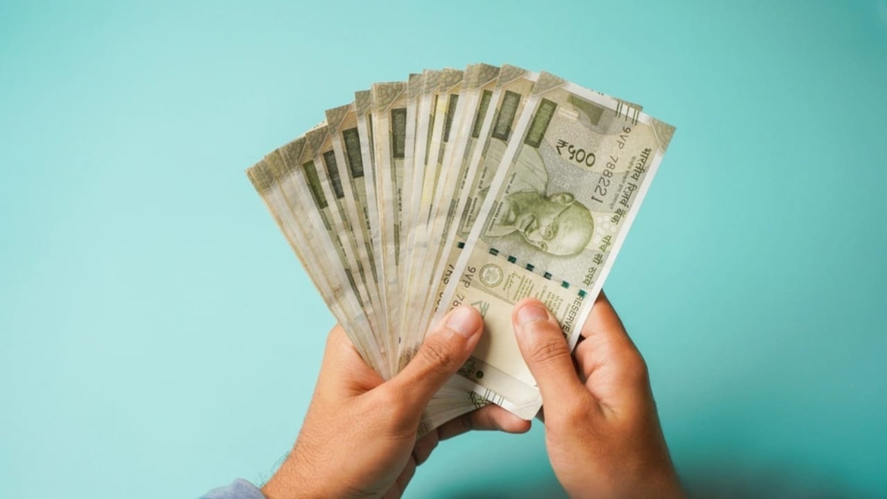 Fake BMC officer caught in Juhu: Musician targeted for ₹15,000 Bribe