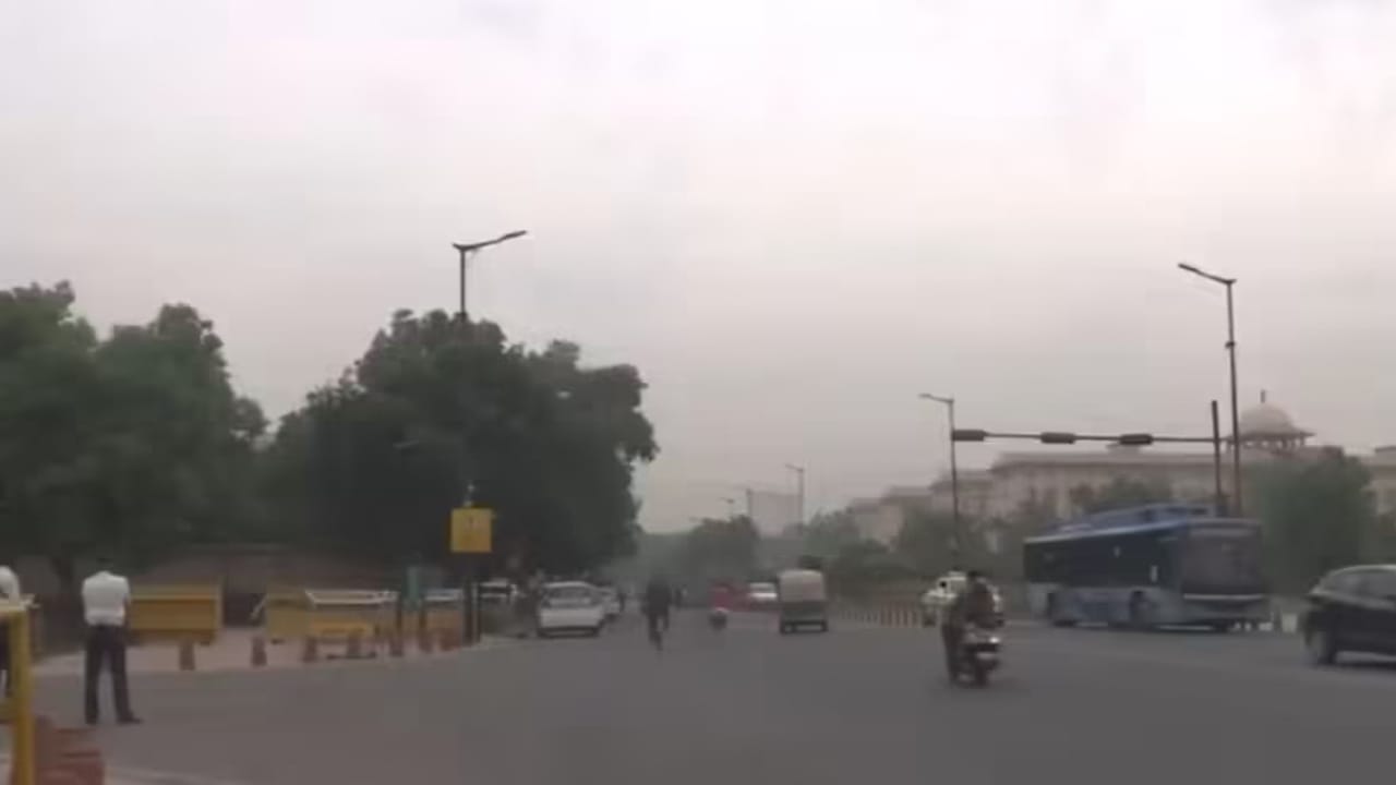 India braces for heatwave surge as IMD predicts rain, lightning and strong winds