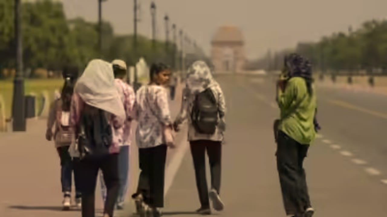 Delhi Weather Today: No heatwave declared, so why is it still so hot at 41°C?