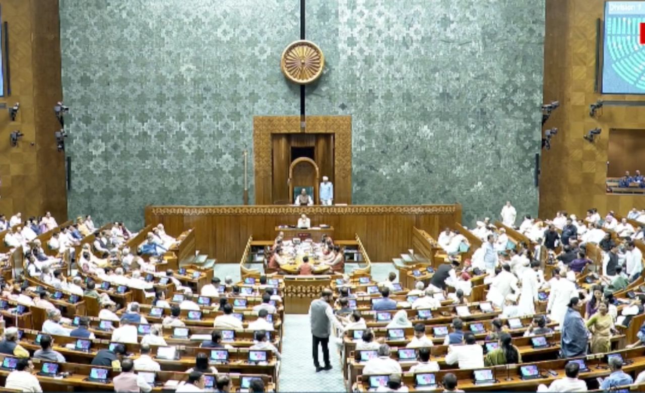 Constitutional Amendment Bill Falls in Lok Sabha, Govt Drops Other Bills