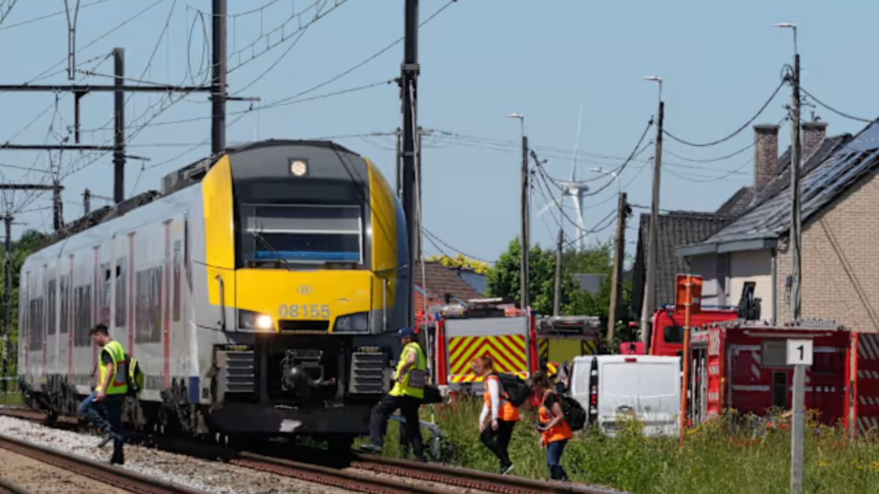 Belgium: High-Speed ​​Train Collides with School Bus in Northern Belgium; Four Dead
