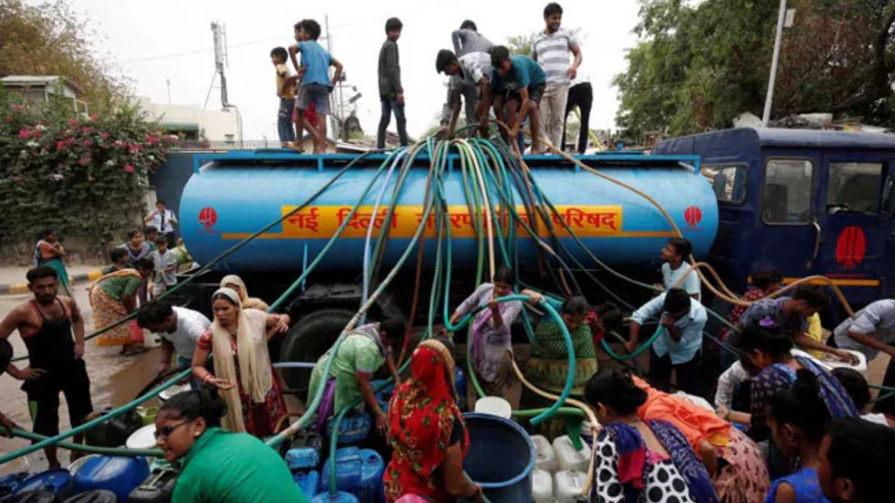 Delhi Heat: National Capital faces acute water crisis as Yamuna levels fall amid severe heatwave