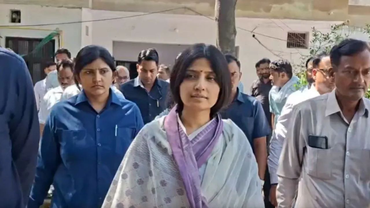 SP MP Dimple Yadav scathing attack on BJP govt over inflation, law & order in Mainpuri