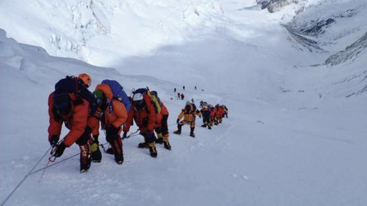Two Indian mountaineers die while descending from Everest; Exhaustion cited as cause