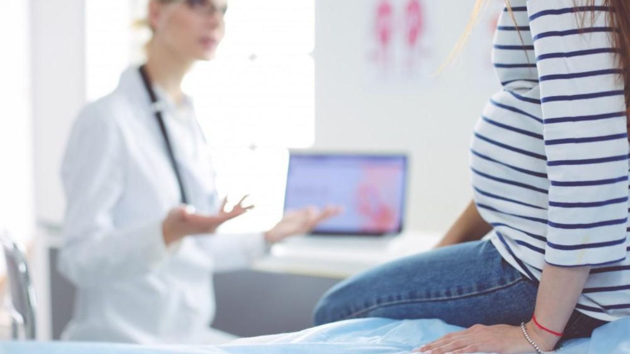 Advanced Maternal Age and Pregnancy: Risks, Complications and Monitoring Tips