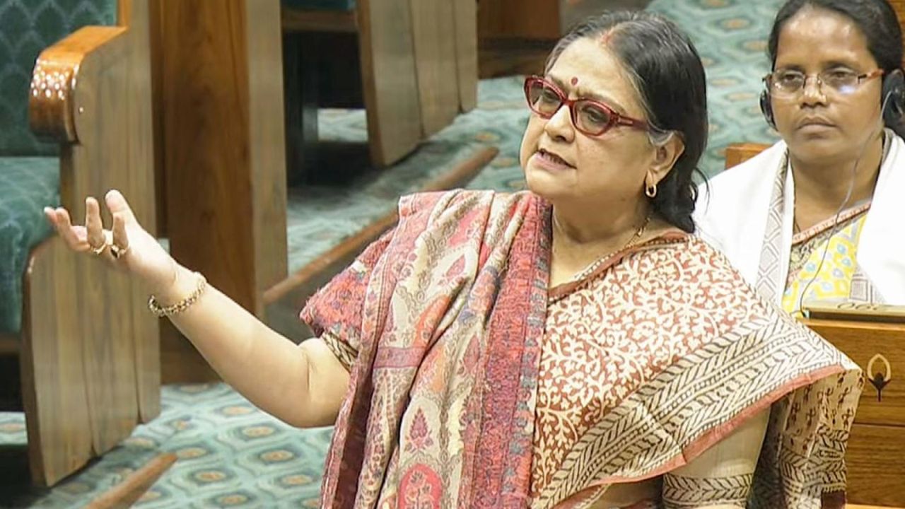 Major Blow to Mamata Banerjee: MP Kakoli Ghosh resigns from all posts within TMC